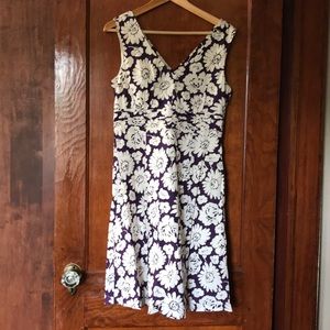 Floral cotton dress in purple and white